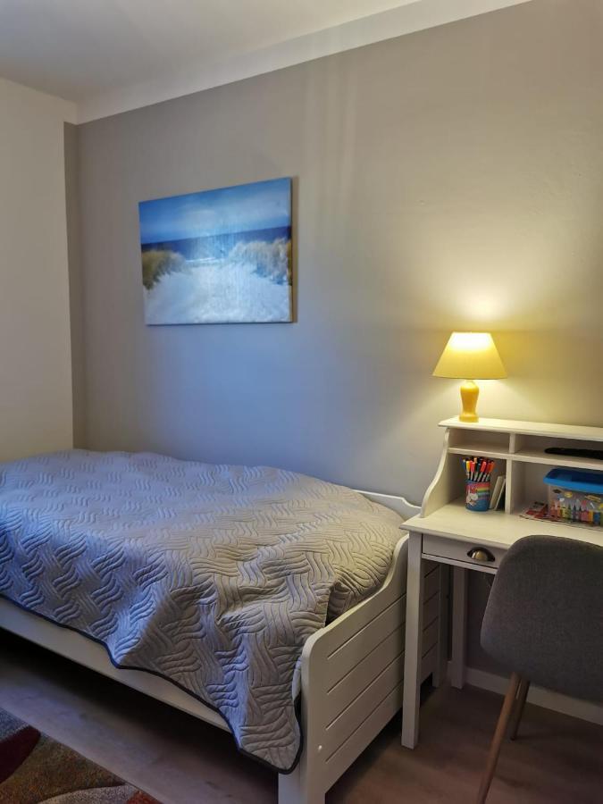 Merikoti Glowe Buitenkant foto