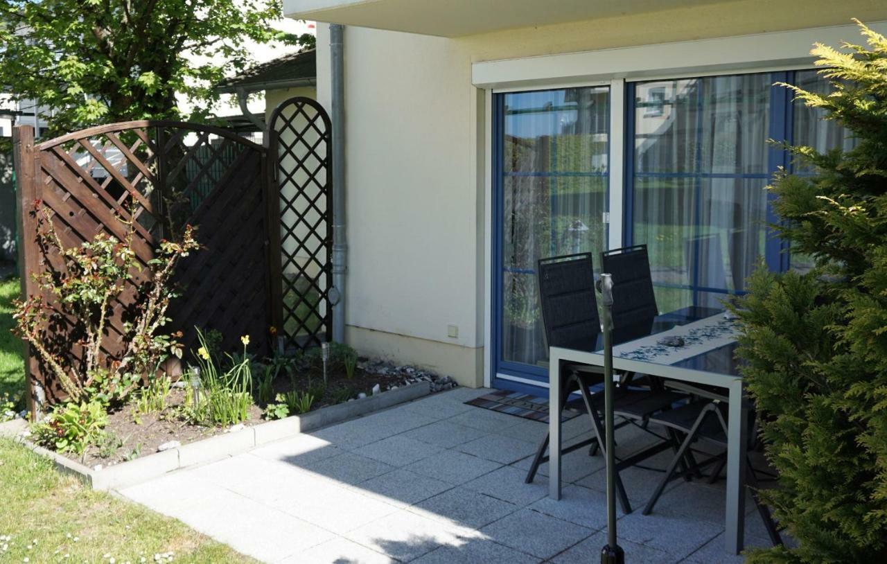 Merikoti Glowe Buitenkant foto