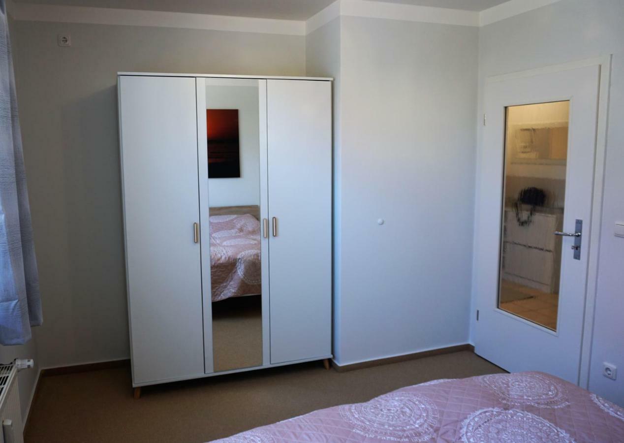 Merikoti Glowe Buitenkant foto